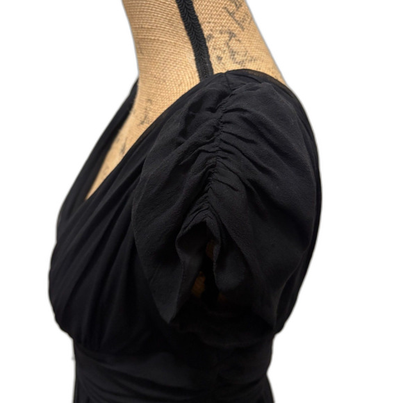 Suzi Chin for Maggy Boutique 100% Silk Dress‎ Cap Sleeve LBD Feminine Size 8 - Picture 3 of 7